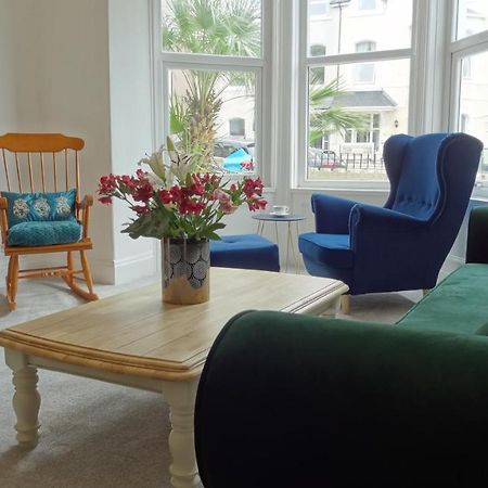 Snowdon Retreat Villa By Seaside ลันดิดโน ภายนอก รูปภาพ
